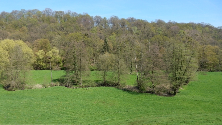 De vallei van le Ruisseau d'Asse